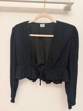 Sunday Best Black Tie-Front Ruffle Hem Long Sleeve Top